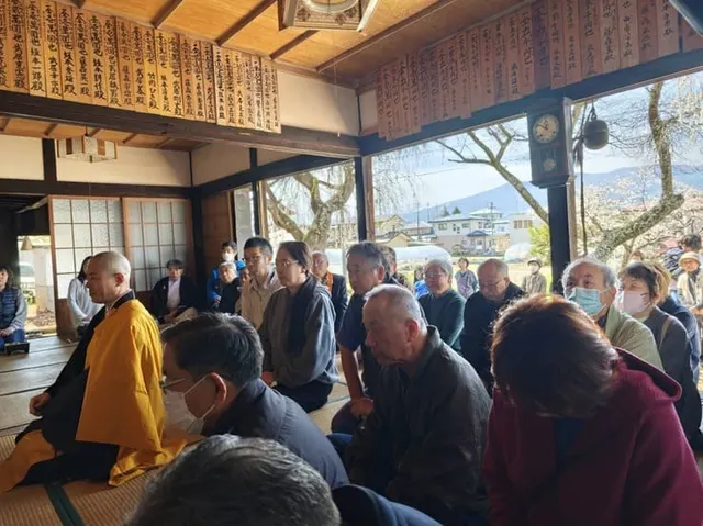 奉告法要の本堂